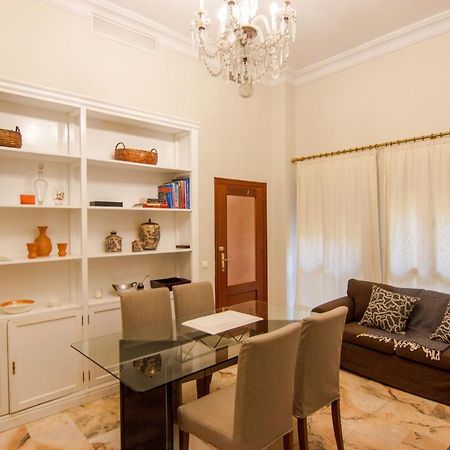 Rentalsevilla En El Mercado Del Arenal Dış mekan fotoğraf